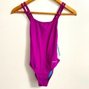 Sporti performance One Piece Swimsuit size 24